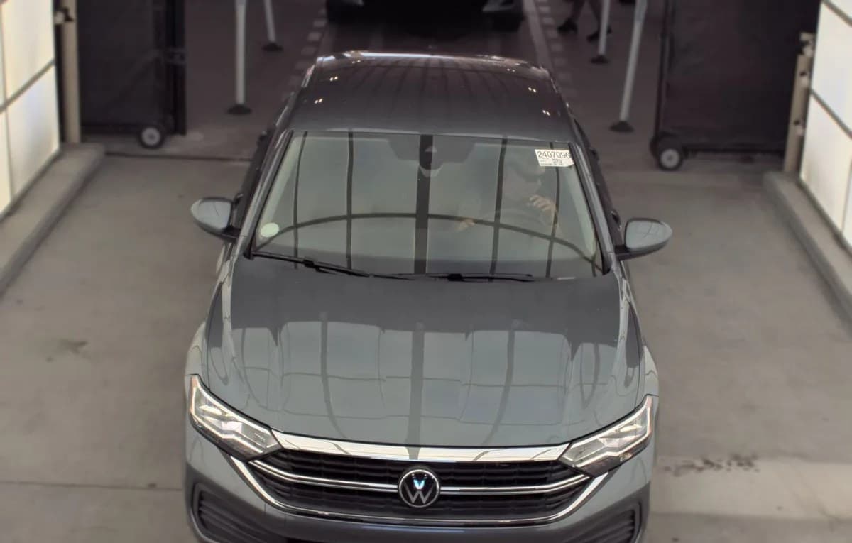 2024 VOLKSWAGEN JETTA SE 3