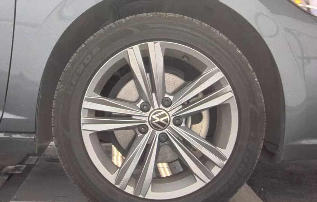 2024 VOLKSWAGEN JETTA SE 7