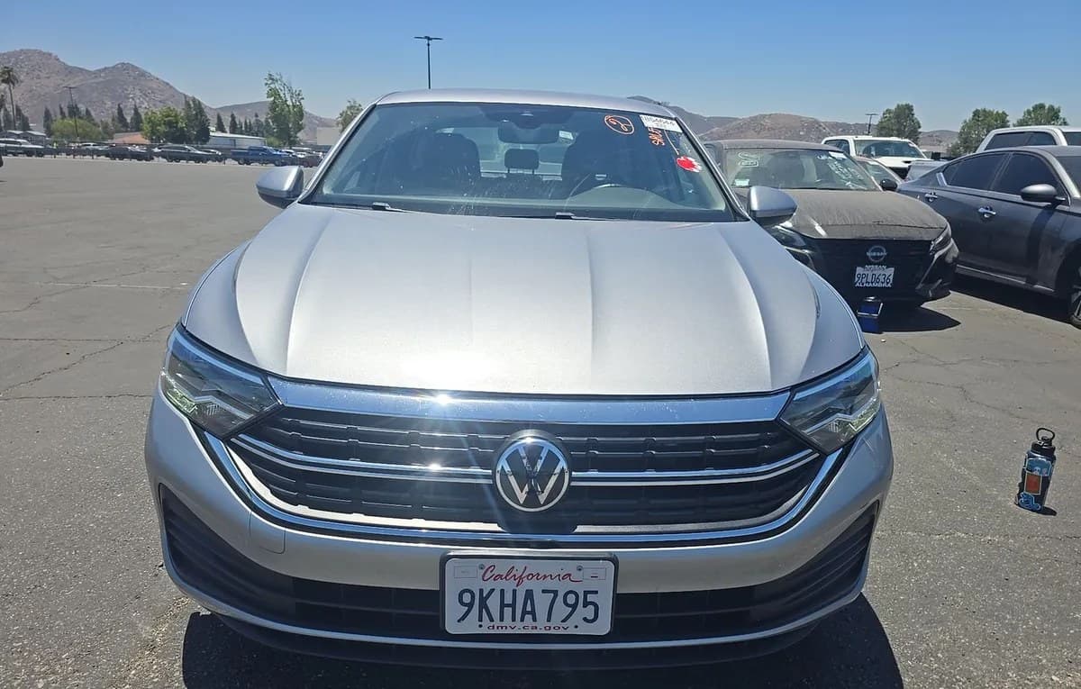 2024 VOLKSWAGEN JETTA SE 3