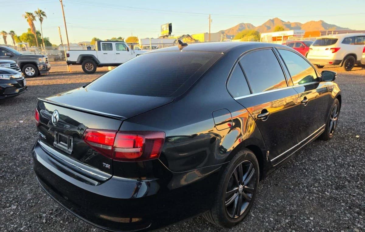 2018 VOLKSWAGEN JETTA 1.8T SEL 4