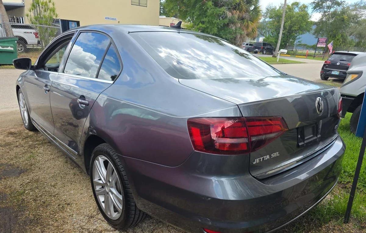 2017 VOLKSWAGEN JETTA 1.8T SEL 3