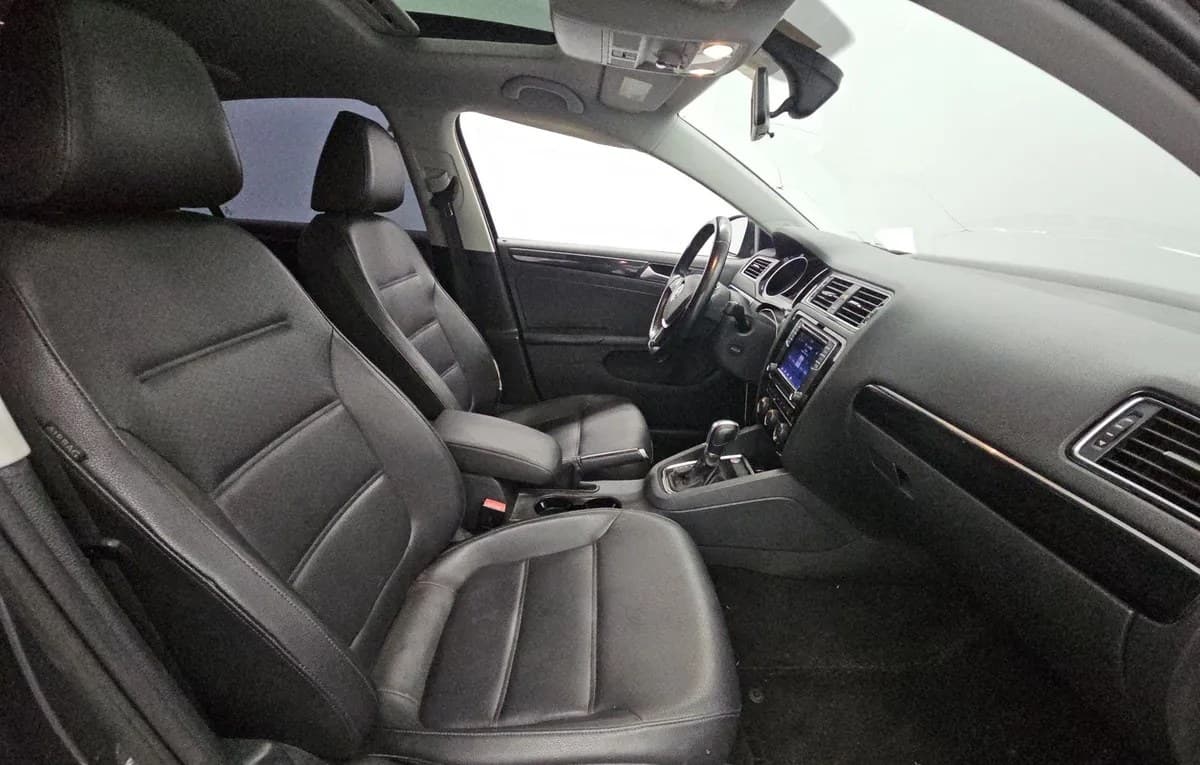 2017 VOLKSWAGEN JETTA SEL 5