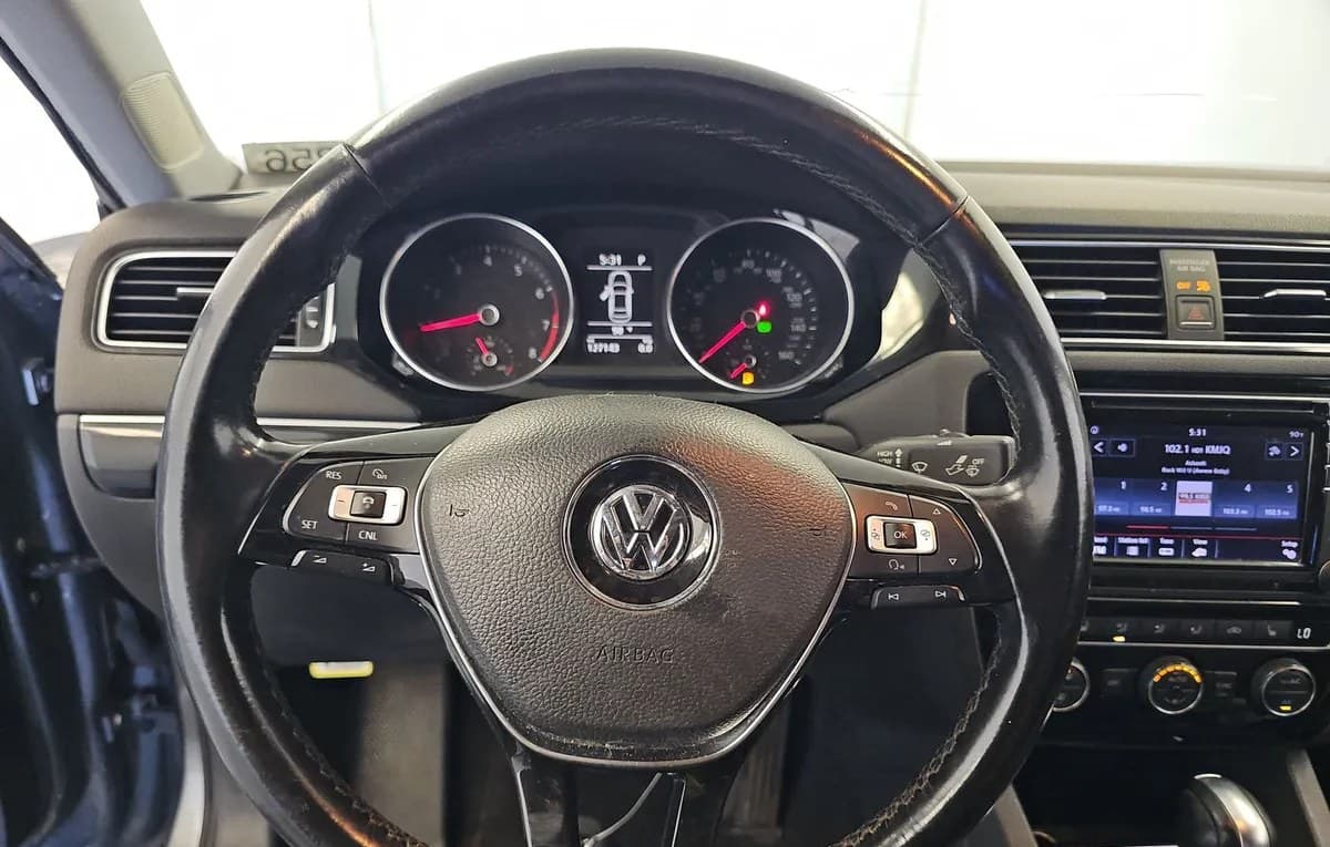 2017 VOLKSWAGEN JETTA SEL 7