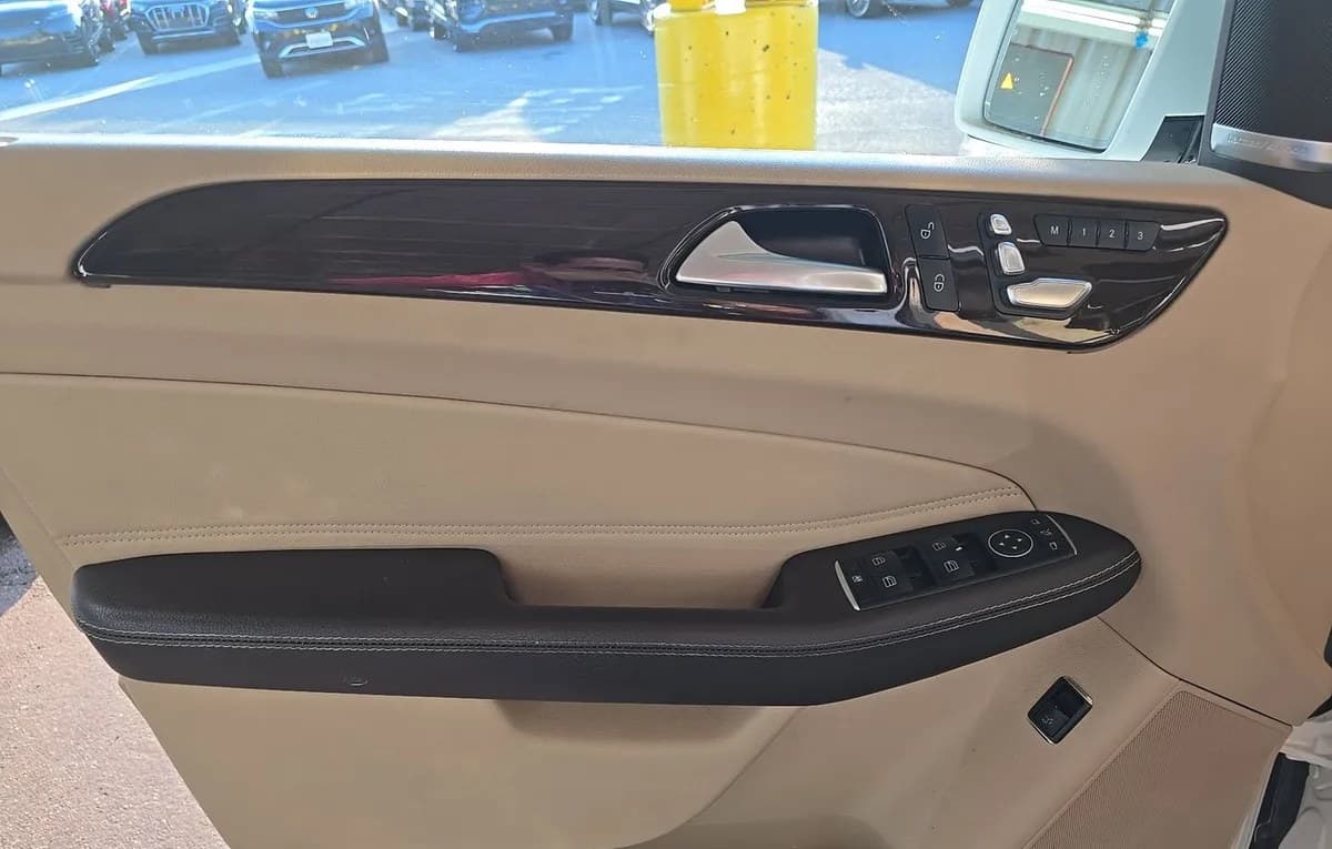 2019 MERCEDES-BENZ GLS GLS 450 6
