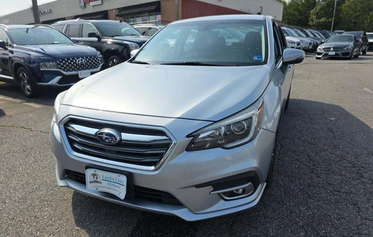 2018 SUBARU LEGACY 2.5I Premium 2