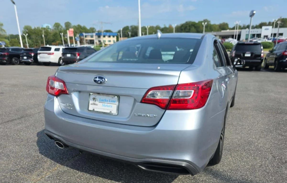 2018 SUBARU LEGACY 2.5I Premium 4