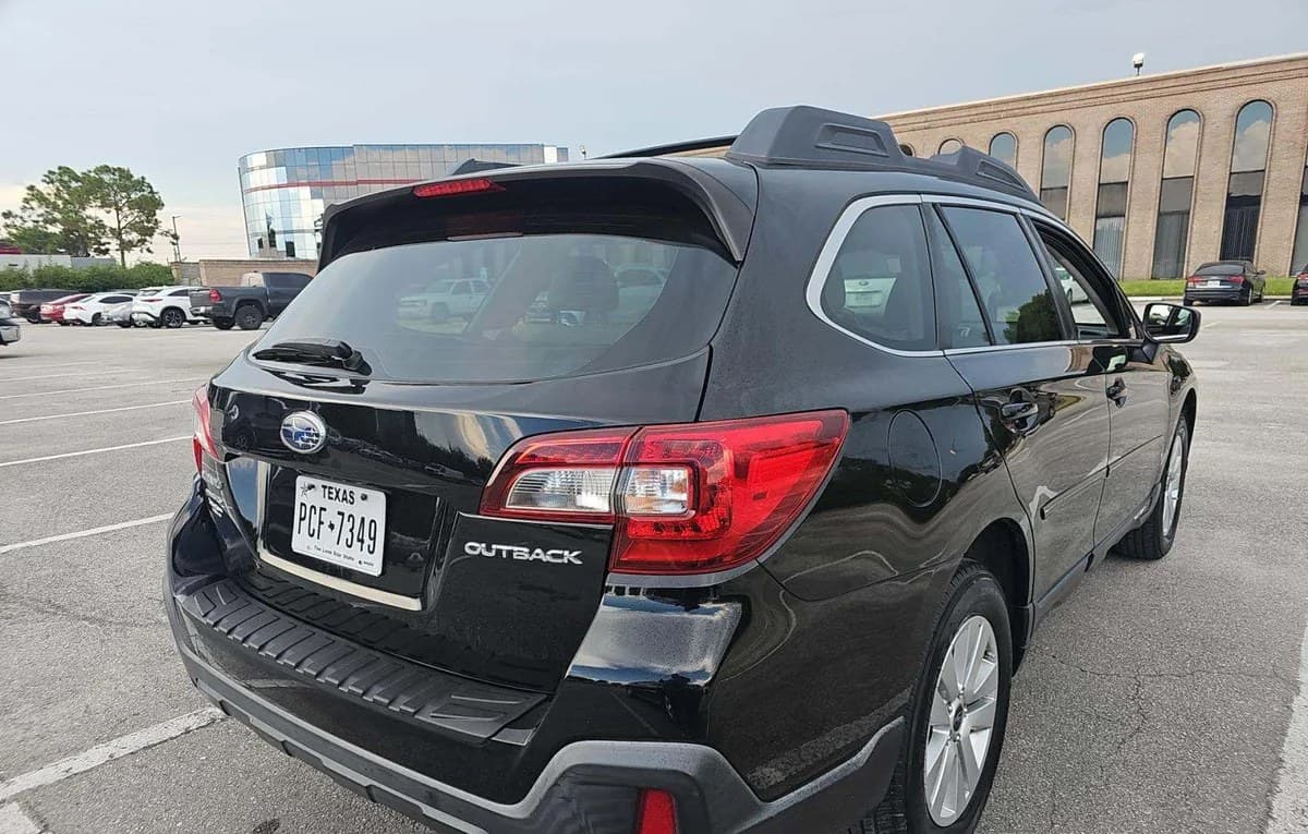 2018 SUBARU OUTBACK 2.5i 4