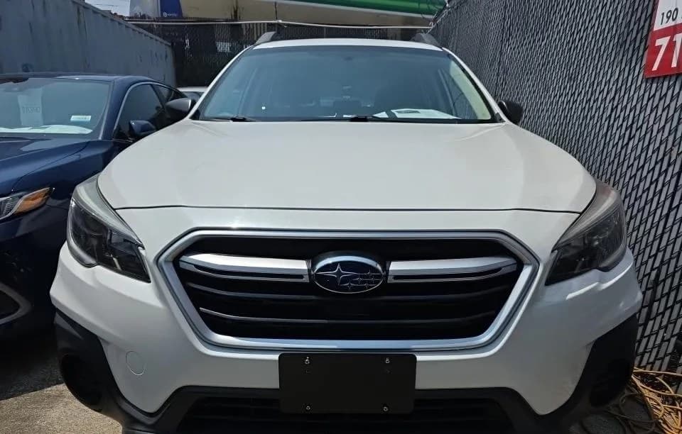 2018 SUBARU OUTBACK 2.5i 3