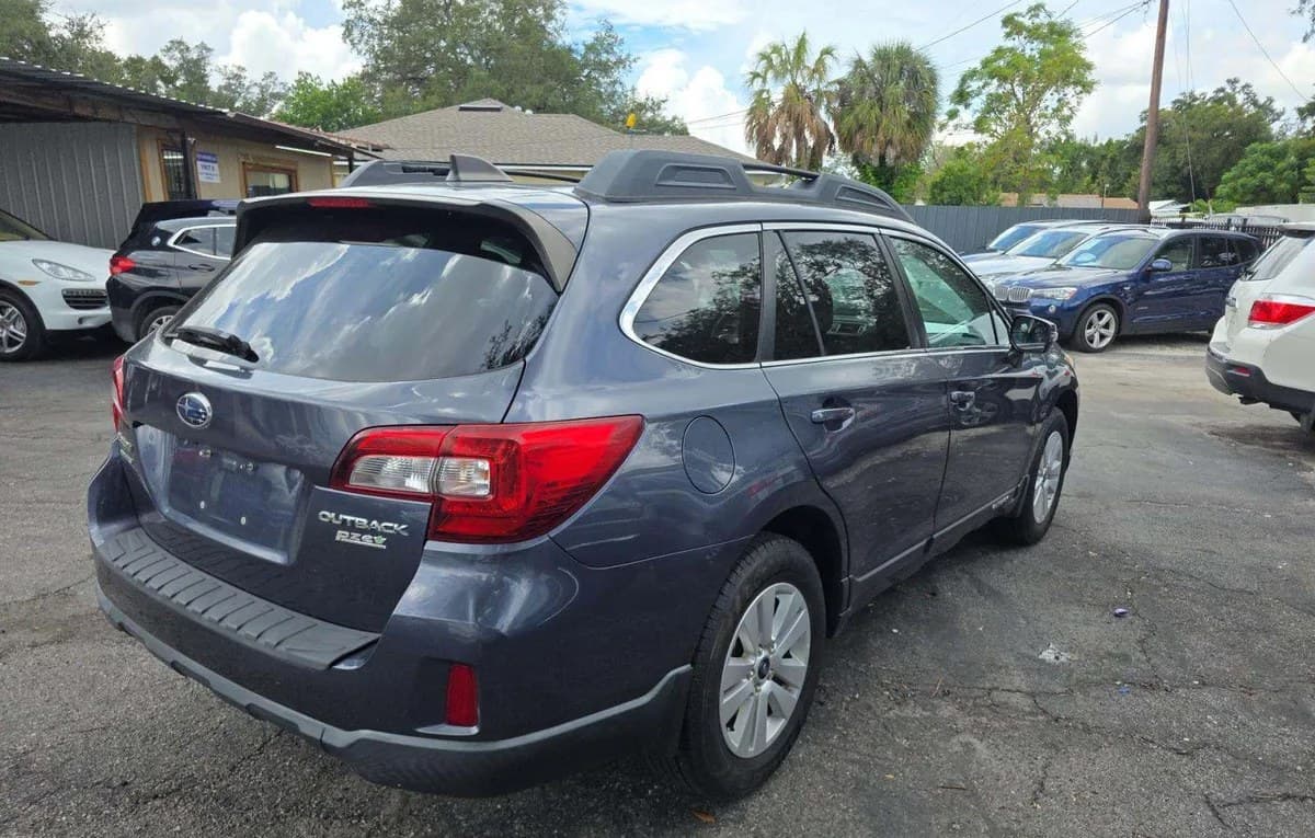 2017 SUBARU OUTBACK 2.5I Premium 3