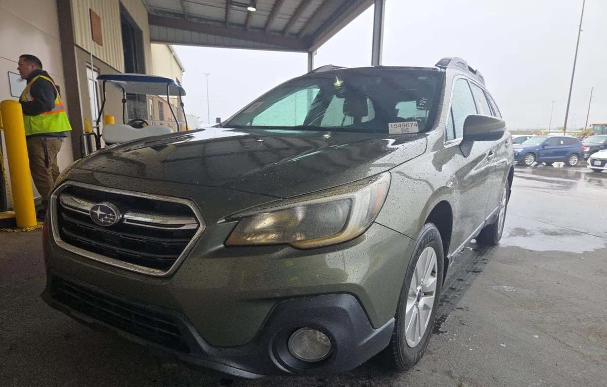 2018 SUBARU OUTBACK 2.5I Premium 2