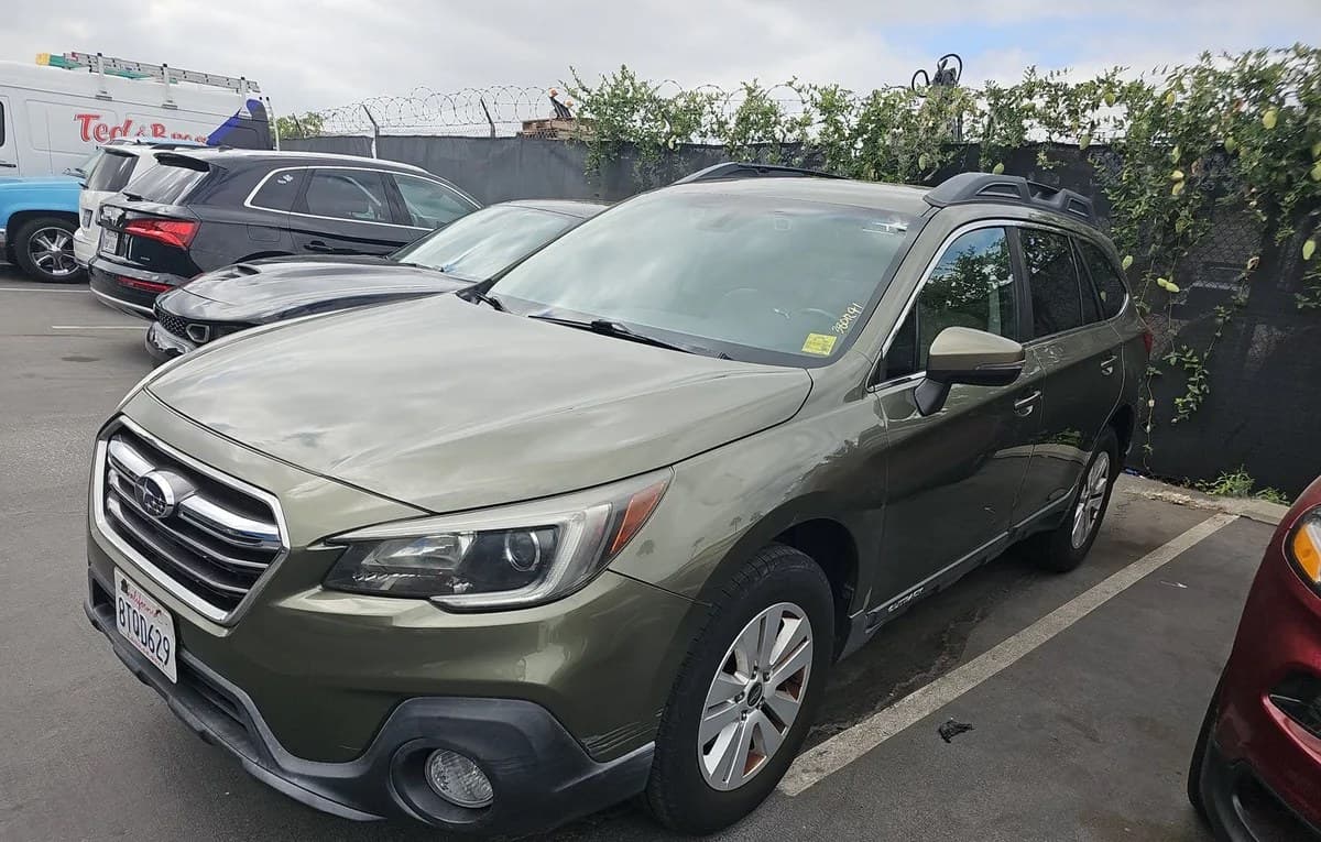 2018 SUBARU OUTBACK 2.5I Premium 2