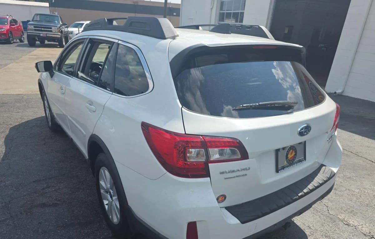 2017 SUBARU OUTBACK 2.5I Limited 3
