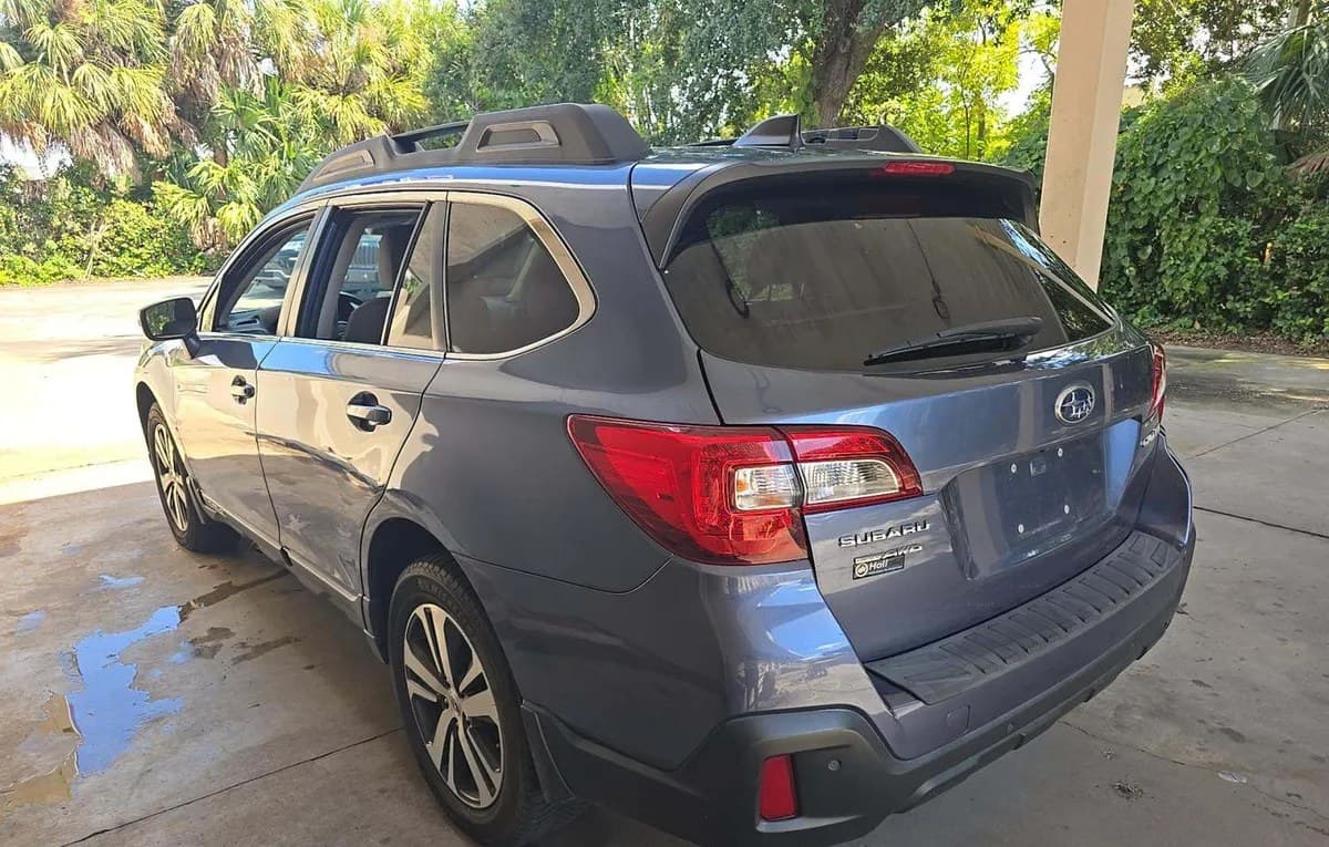 2018 SUBARU OUTBACK 2.5I Limited 3