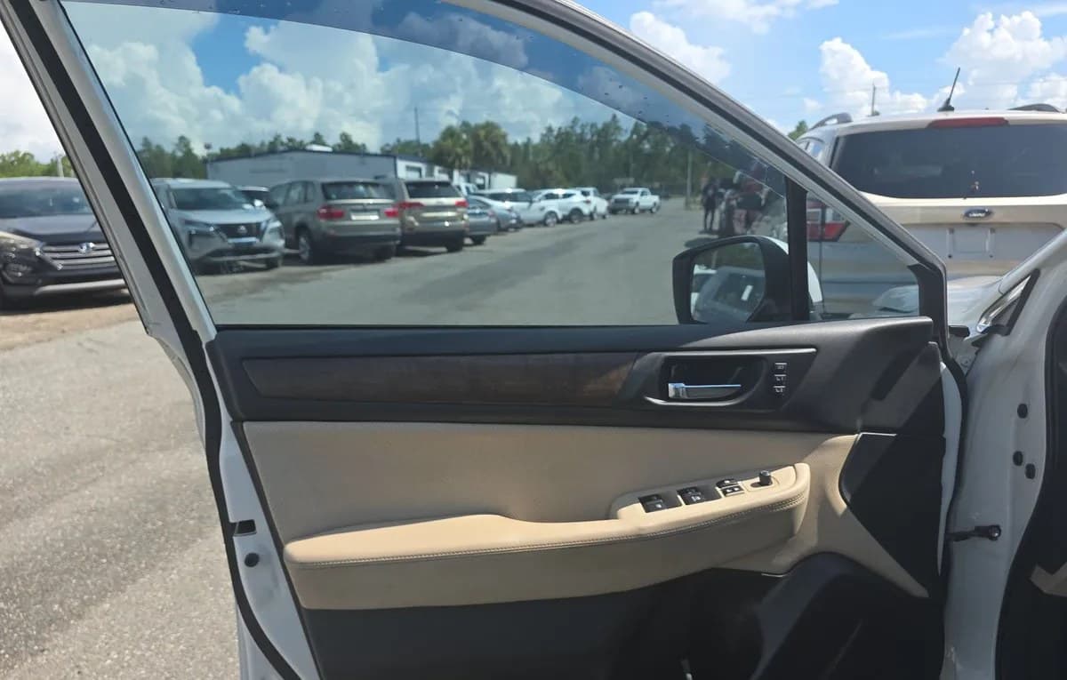 2017 SUBARU OUTBACK 2.5I Limited 6
