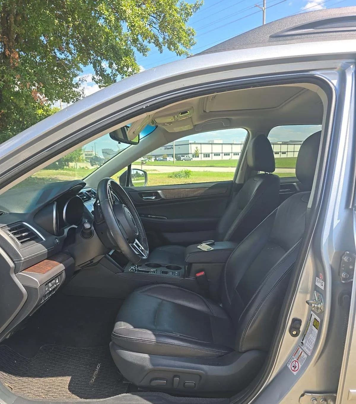 2018 SUBARU OUTBACK 3.6R Limited 4