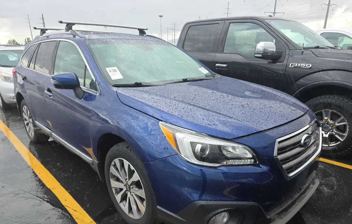 2017 SUBARU OUTBACK 3.6R Touring 4
