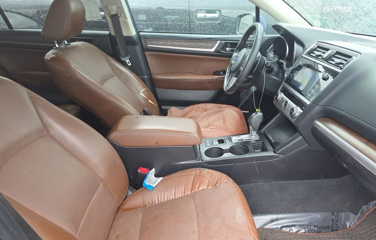 2017 SUBARU OUTBACK 3.6R Touring 5