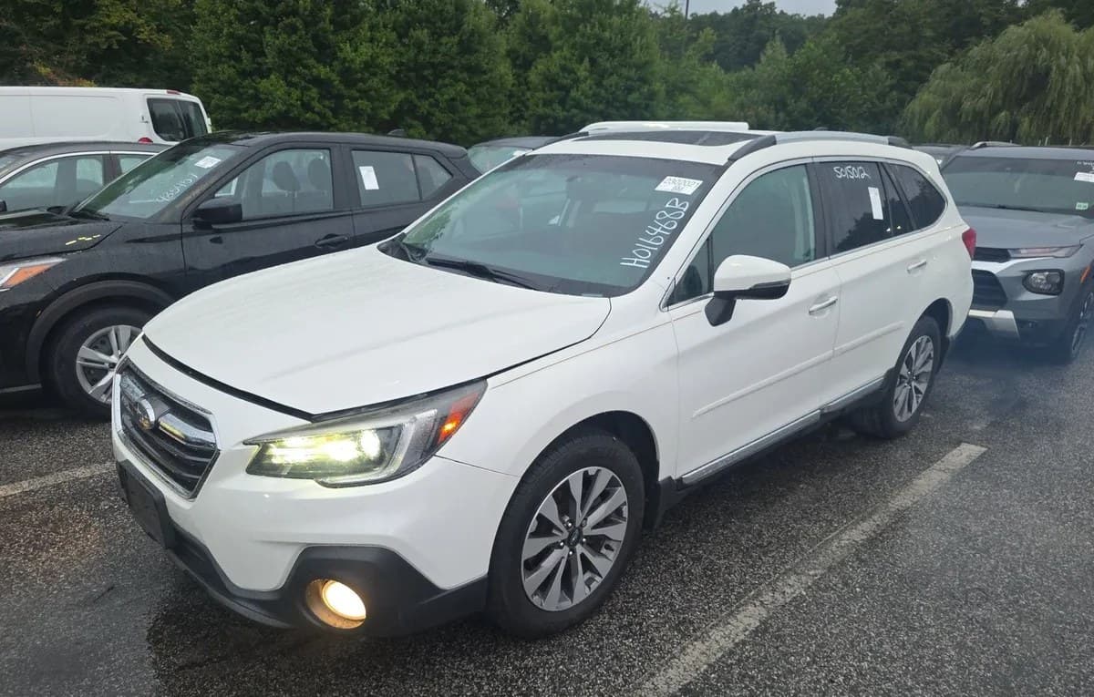 2019 SUBARU OUTBACK 3.6R Touring 2