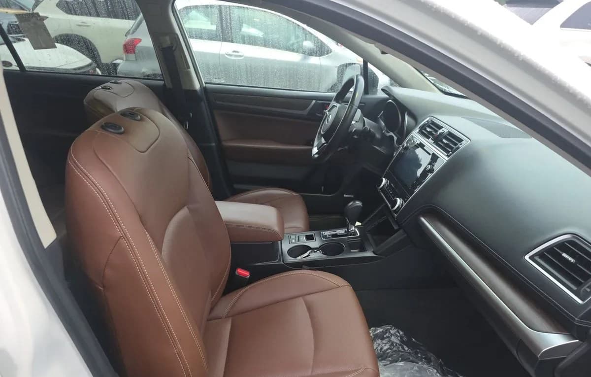 2019 SUBARU OUTBACK 3.6R Touring 5