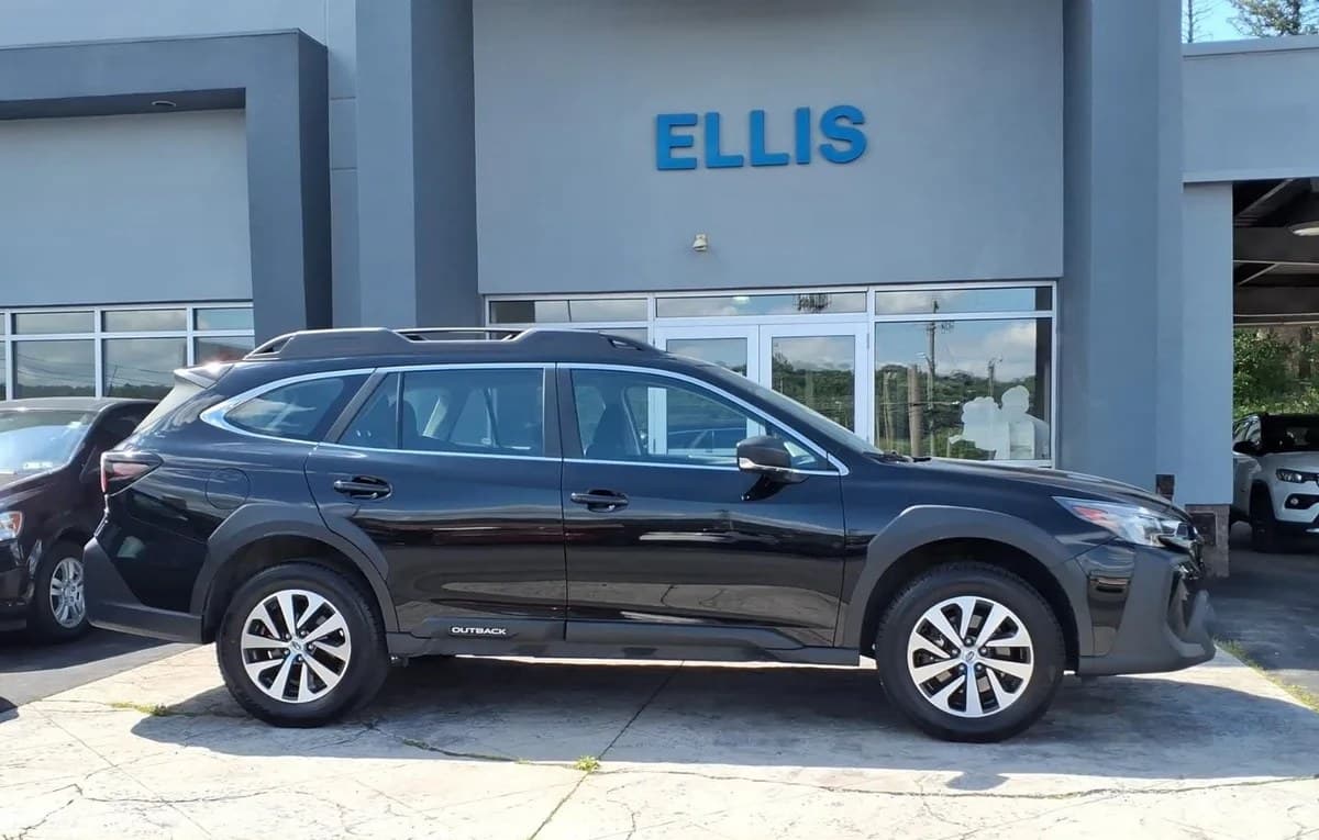 2023 SUBARU OUTBACK 3