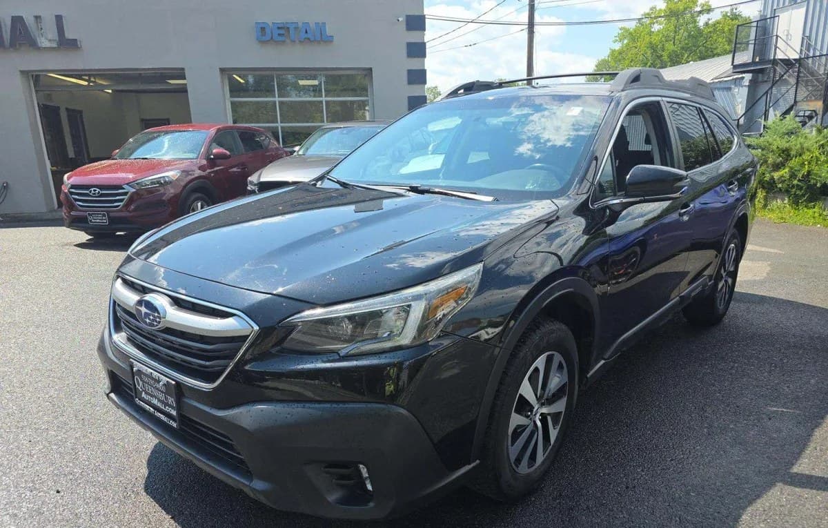 2021 SUBARU OUTBACK Premium 2