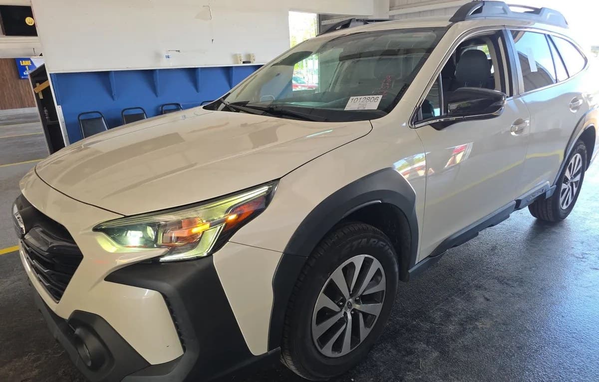 2023 SUBARU OUTBACK Premium 2