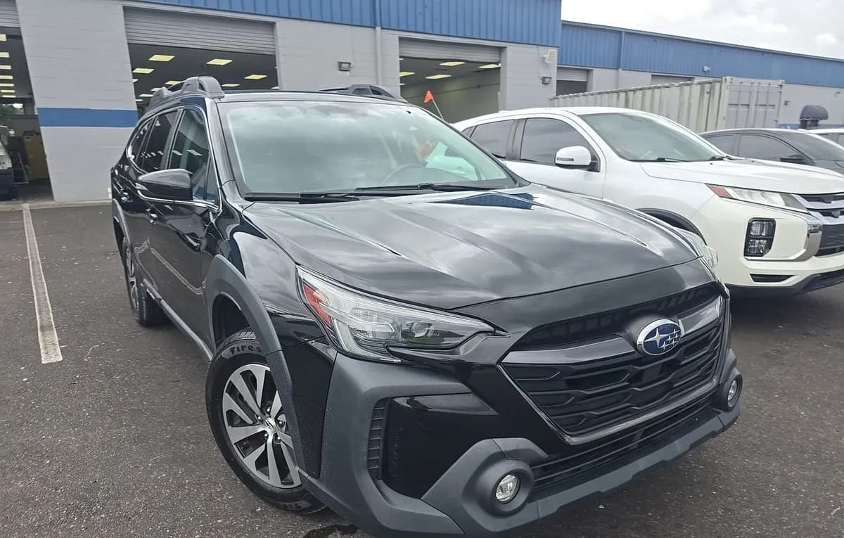 2023 SUBARU OUTBACK Premium 4