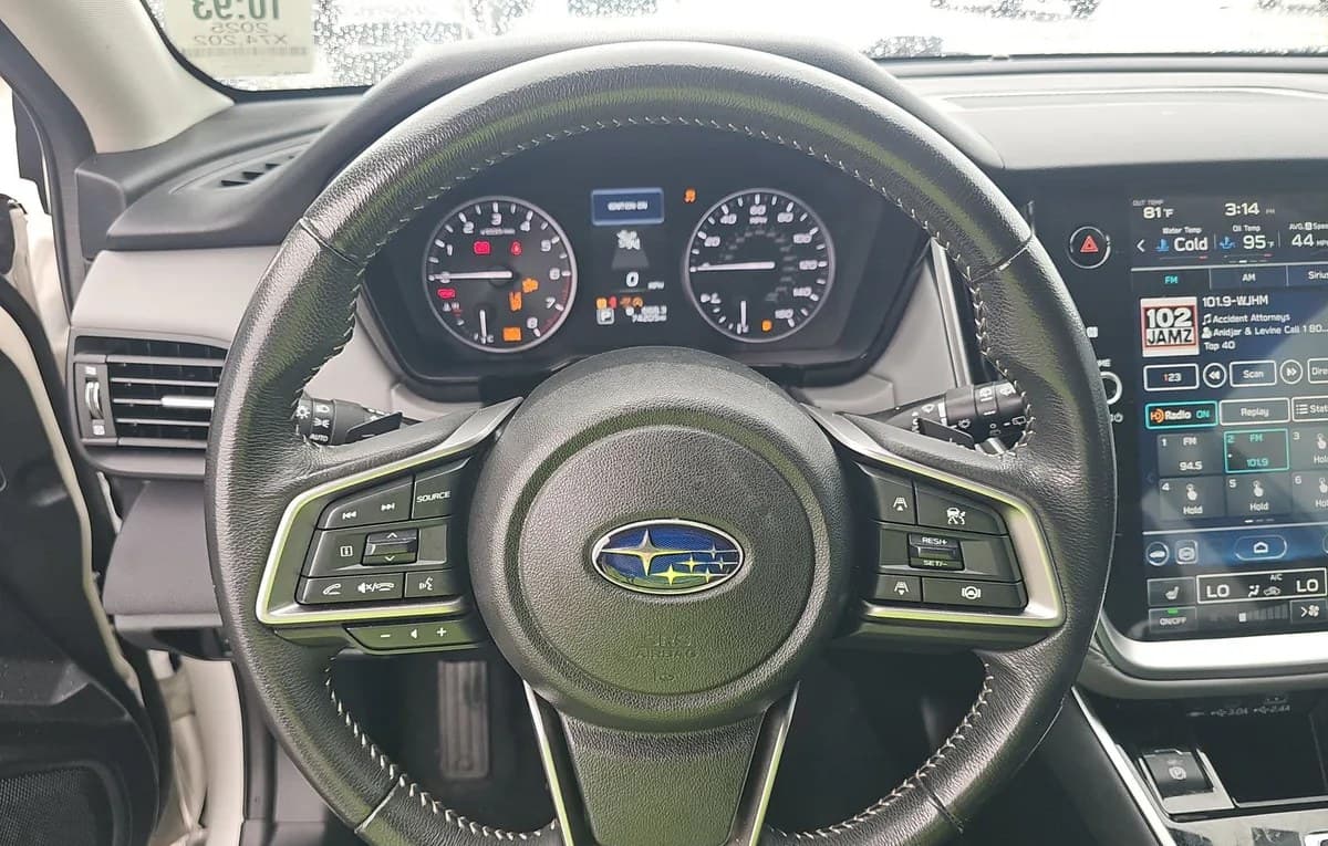 2025 SUBARU OUTBACK Premium 7