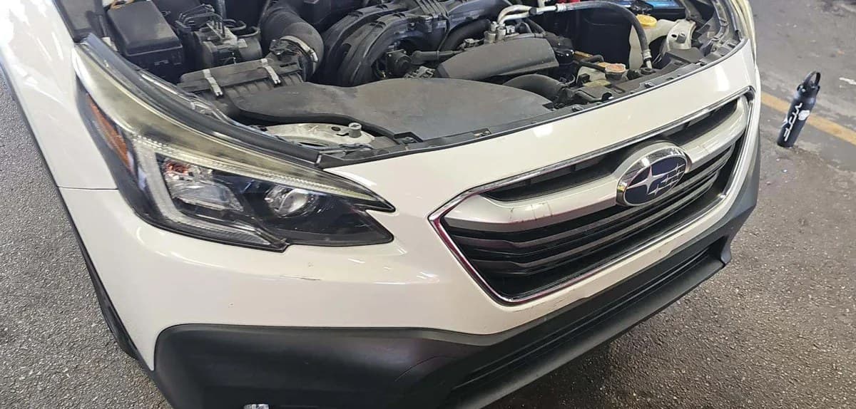 2022 SUBARU OUTBACK Premium 2