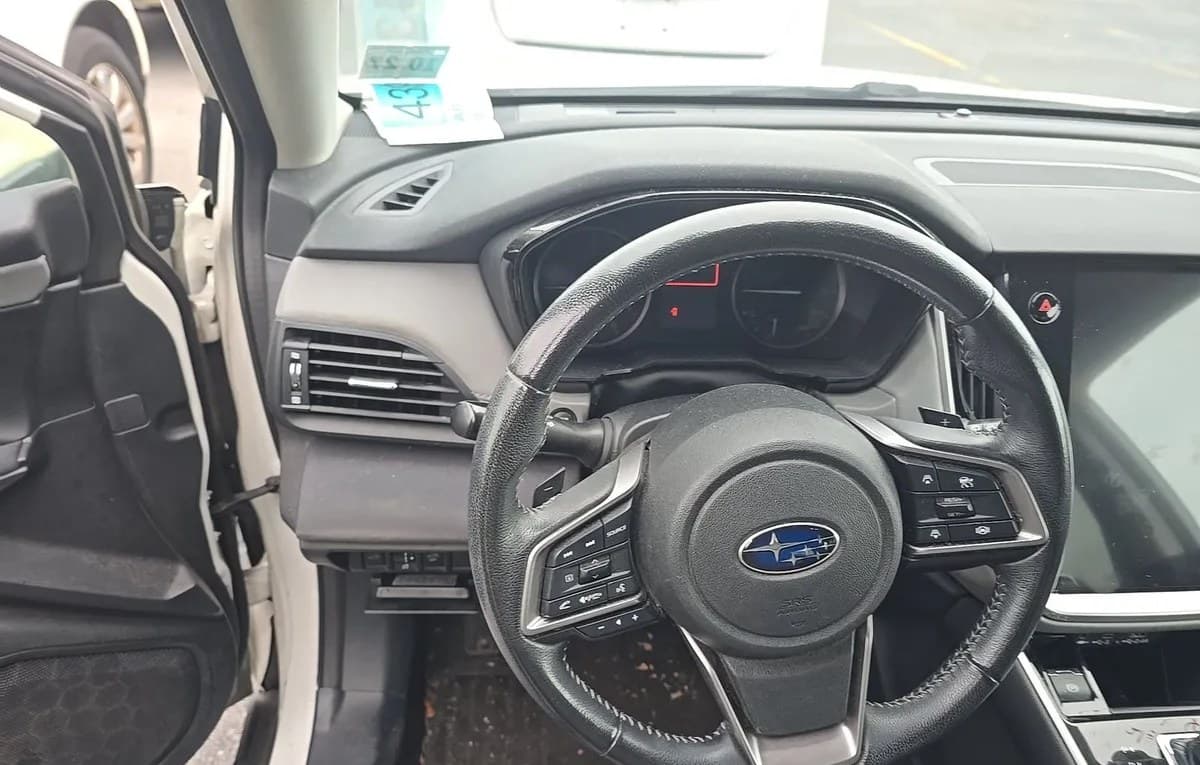 2023 SUBARU OUTBACK Premium 7