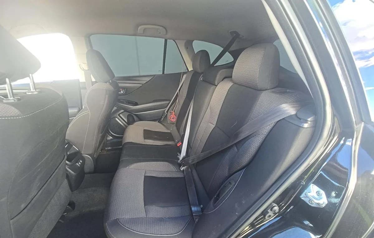 2021 SUBARU OUTBACK Premium 7