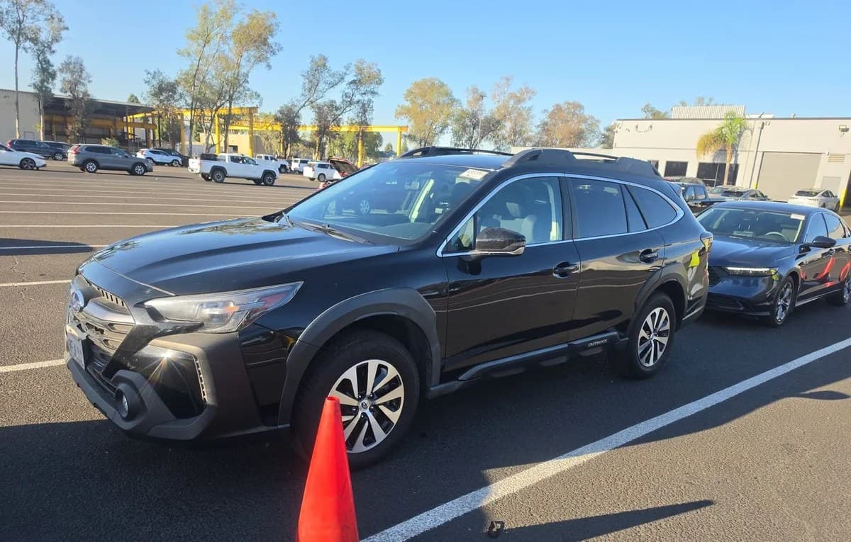 2023 SUBARU OUTBACK Premium 2