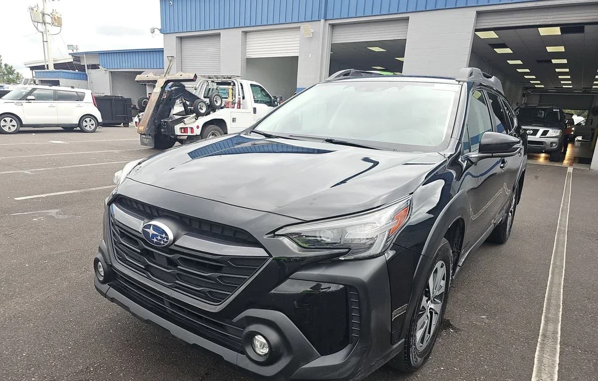 2023 SUBARU OUTBACK Premium 2