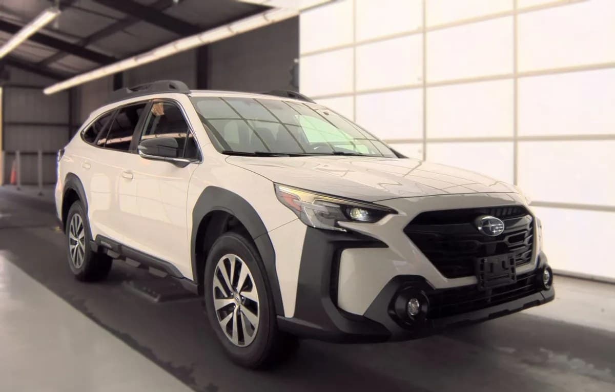 2023 SUBARU OUTBACK Premium 4
