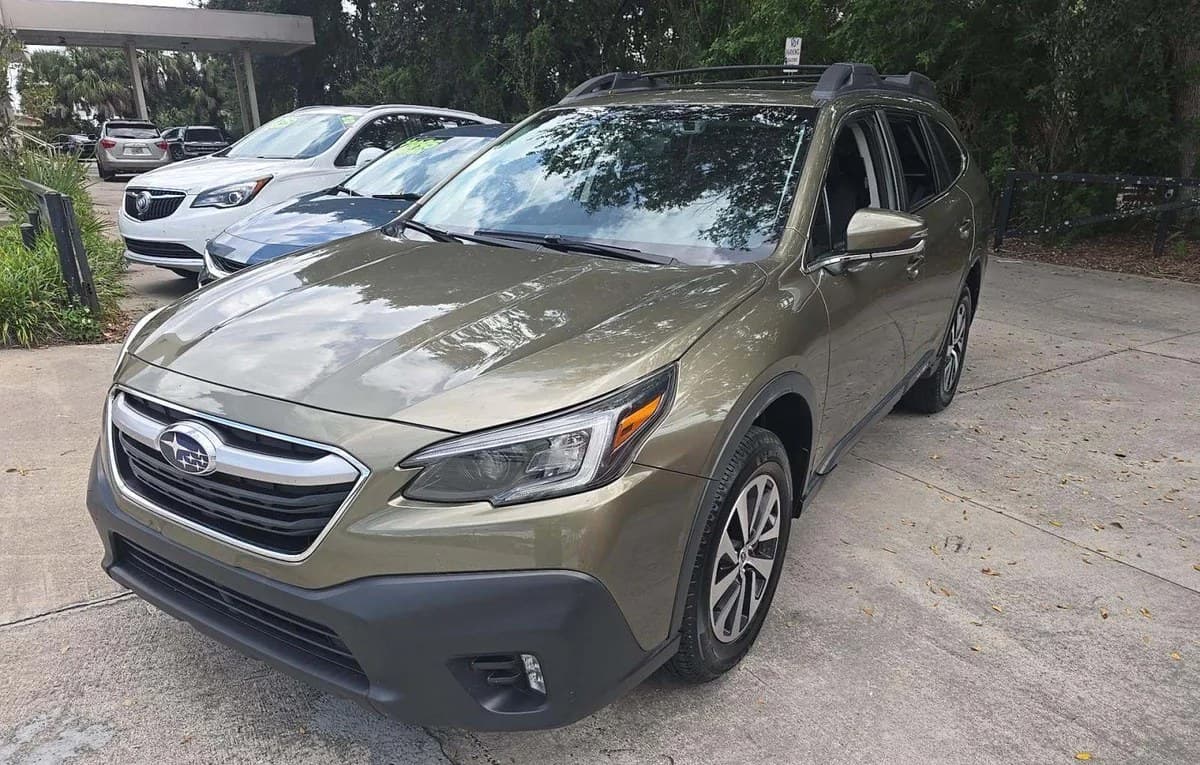 2020 SUBARU OUTBACK Premium 2