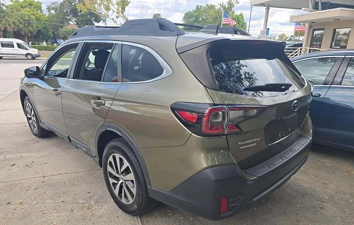 2020 SUBARU OUTBACK Premium 3