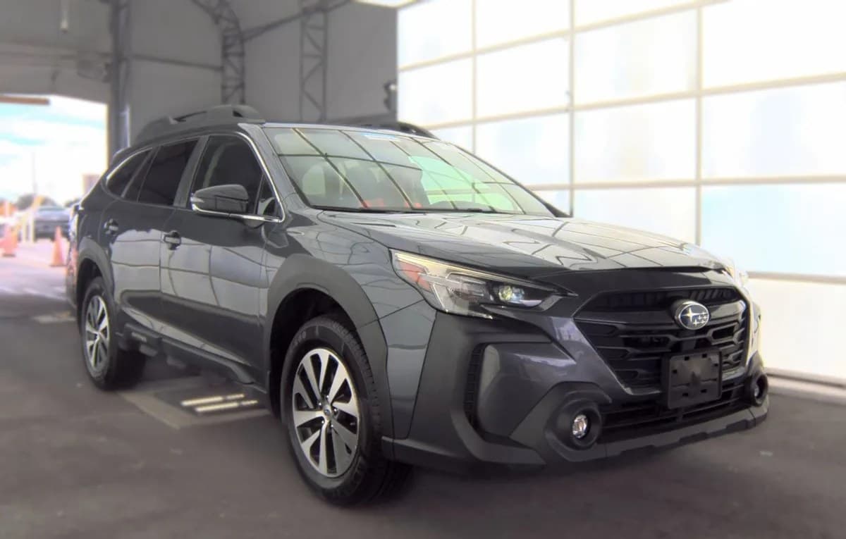 2025 SUBARU OUTBACK Premium 4