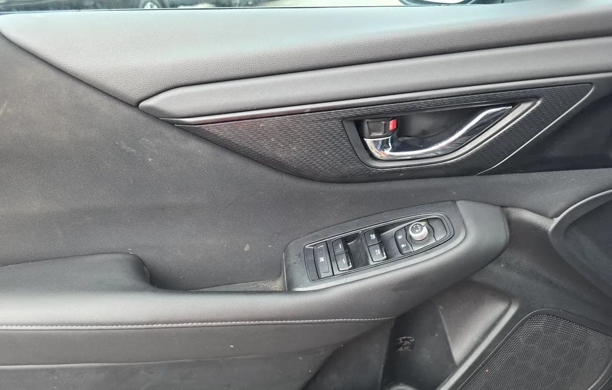 2025 SUBARU OUTBACK Premium 6