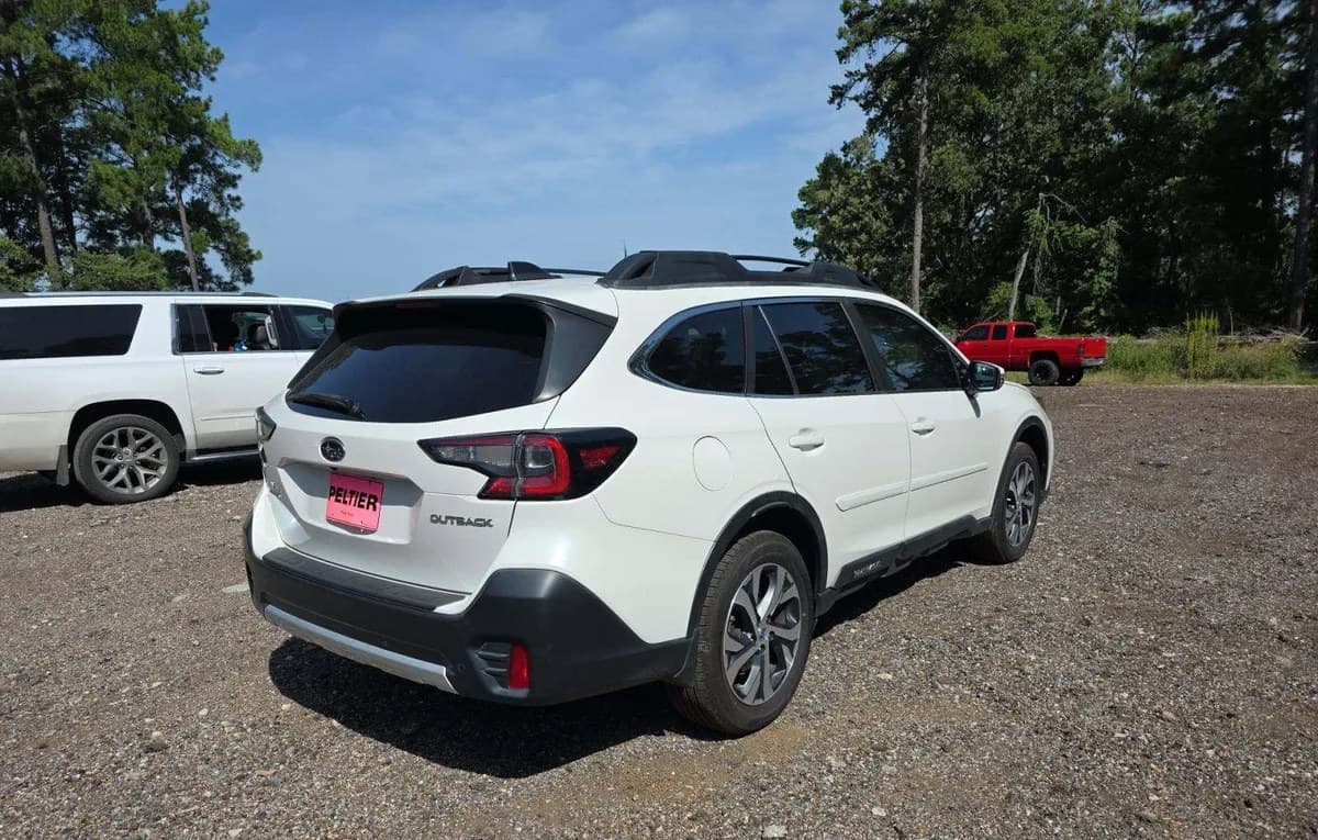 2021 SUBARU OUTBACK Limited 4
