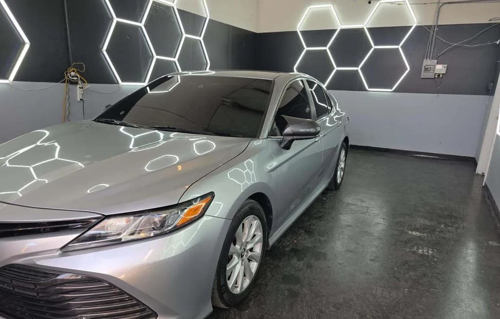 2018 TOYOTA CAMRY LE