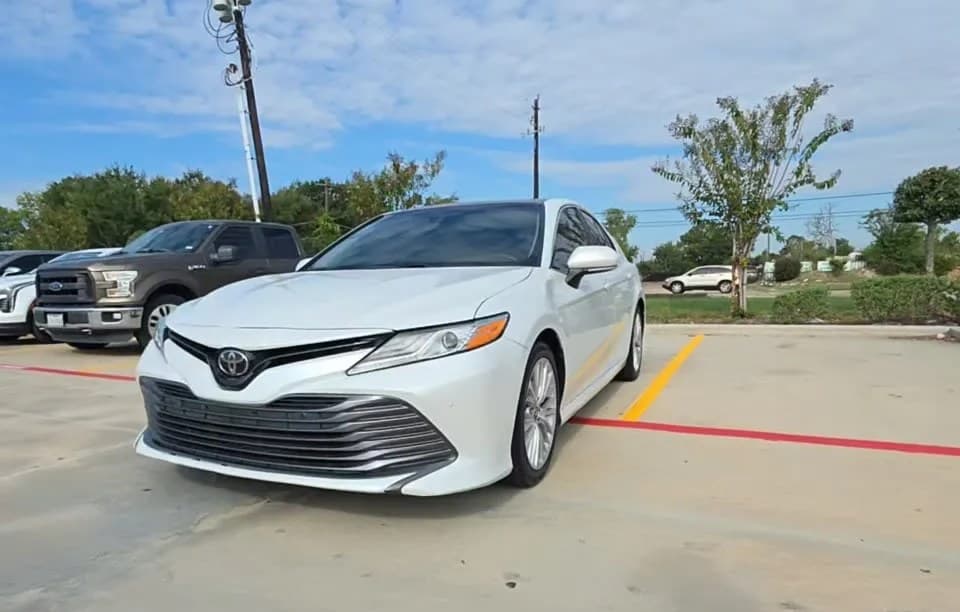 2018 TOYOTA CAMRY XLE