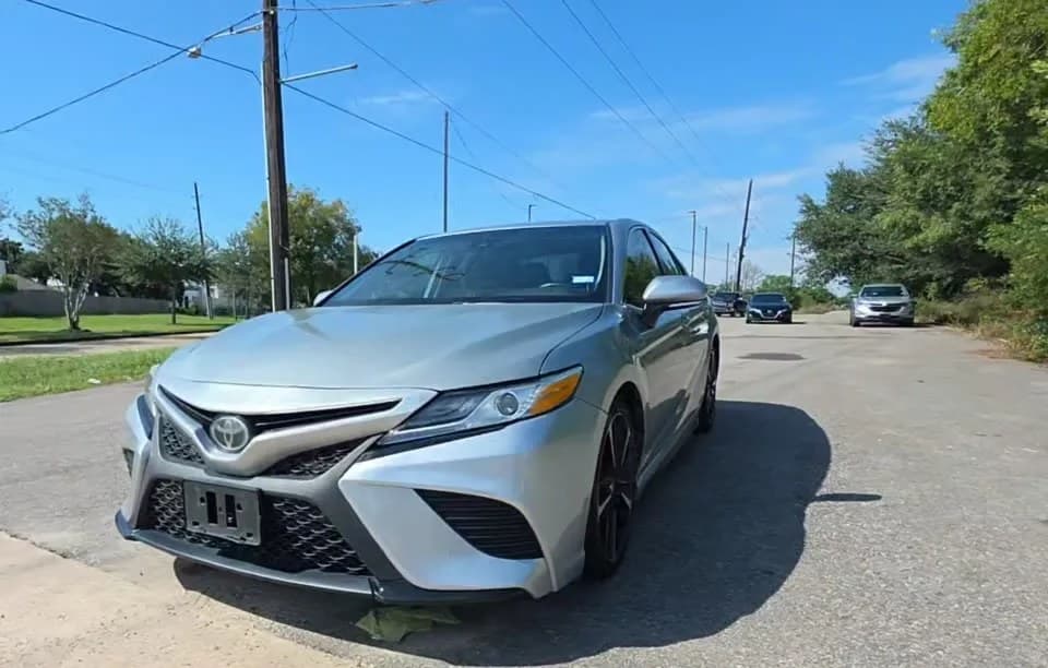 2019 TOYOTA CAMRY XSE