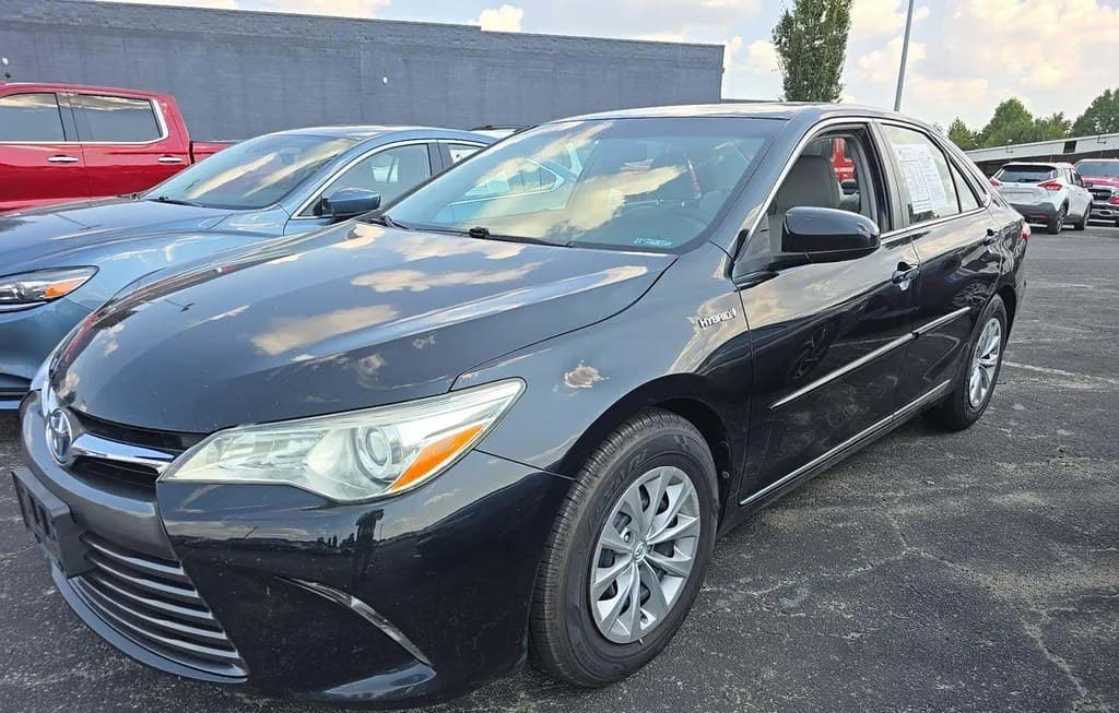 2017 TOYOTA CAMRY HYBRID LE
