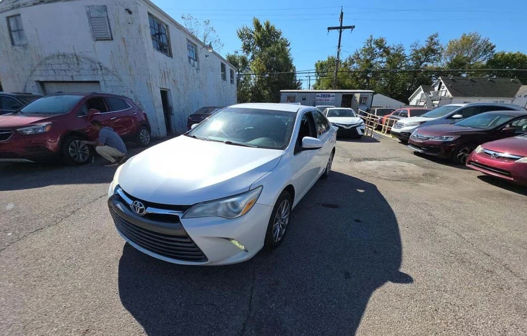 2017 TOYOTA CAMRY XSE