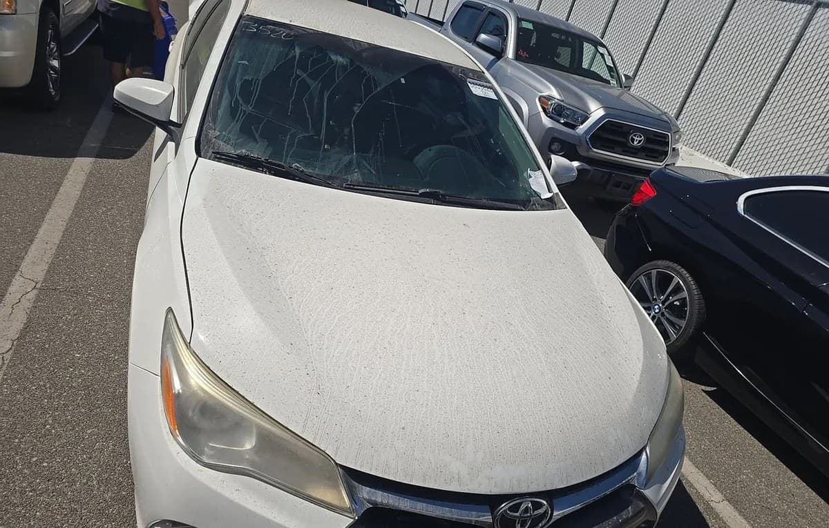 2017 TOYOTA CAMRY LE 2