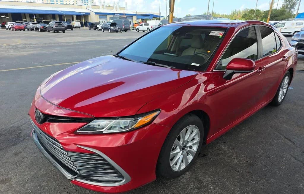 2024 TOYOTA CAMRY LE