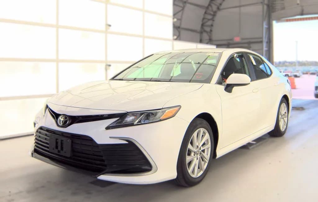 2021 TOYOTA CAMRY LE