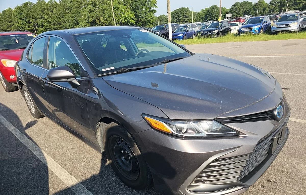 2023 TOYOTA CAMRY HYBRID LE 4