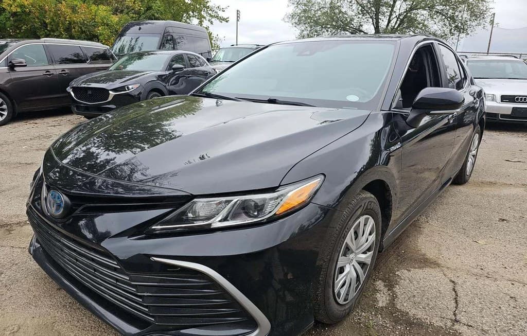 2021 TOYOTA CAMRY HYBRID LE
