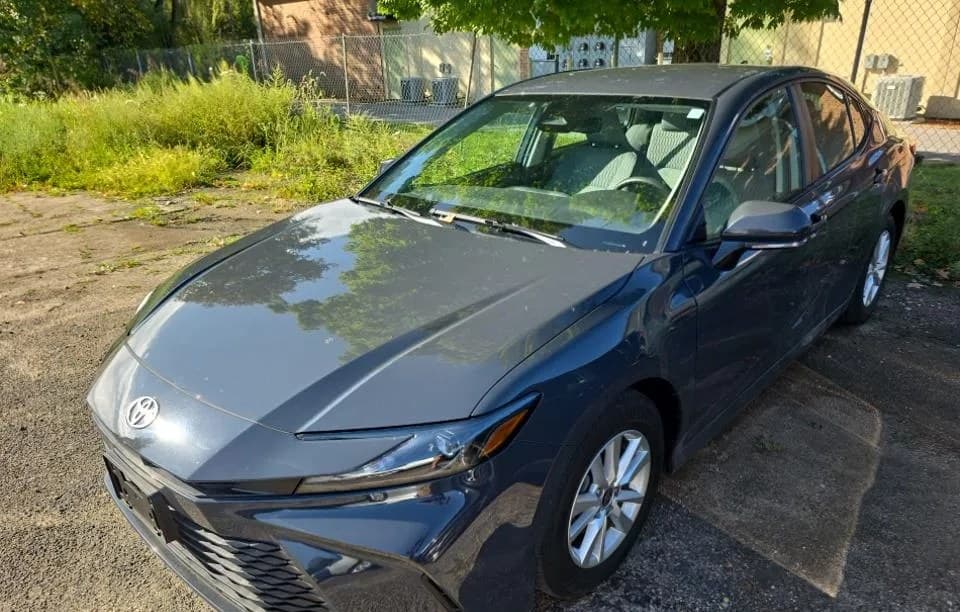 2025 TOYOTA CAMRY LE